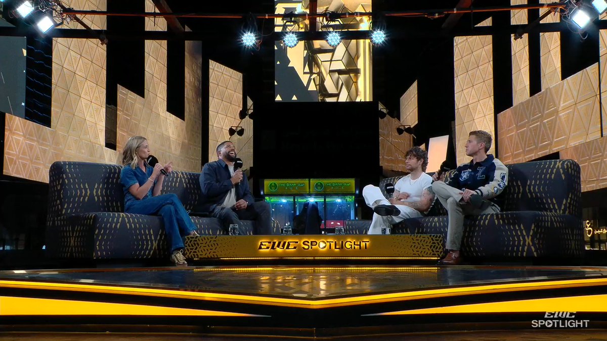 You heard it on EWC Spotlight: Science has confirmed playing StarCraft II makes you a smarter human being. 🧠