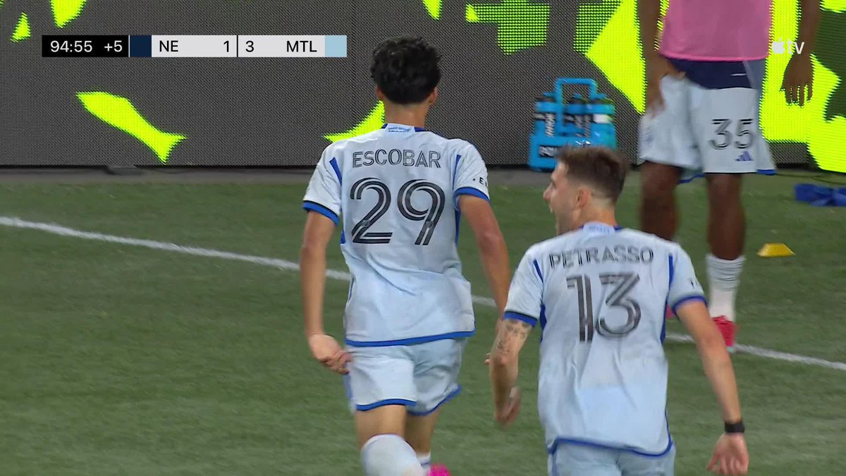 ¡Olger Escobar🇬🇹 se estrena como goleador en la MLS Español y sentencia la victoria del @CFMontreal ante el New England Revolution!