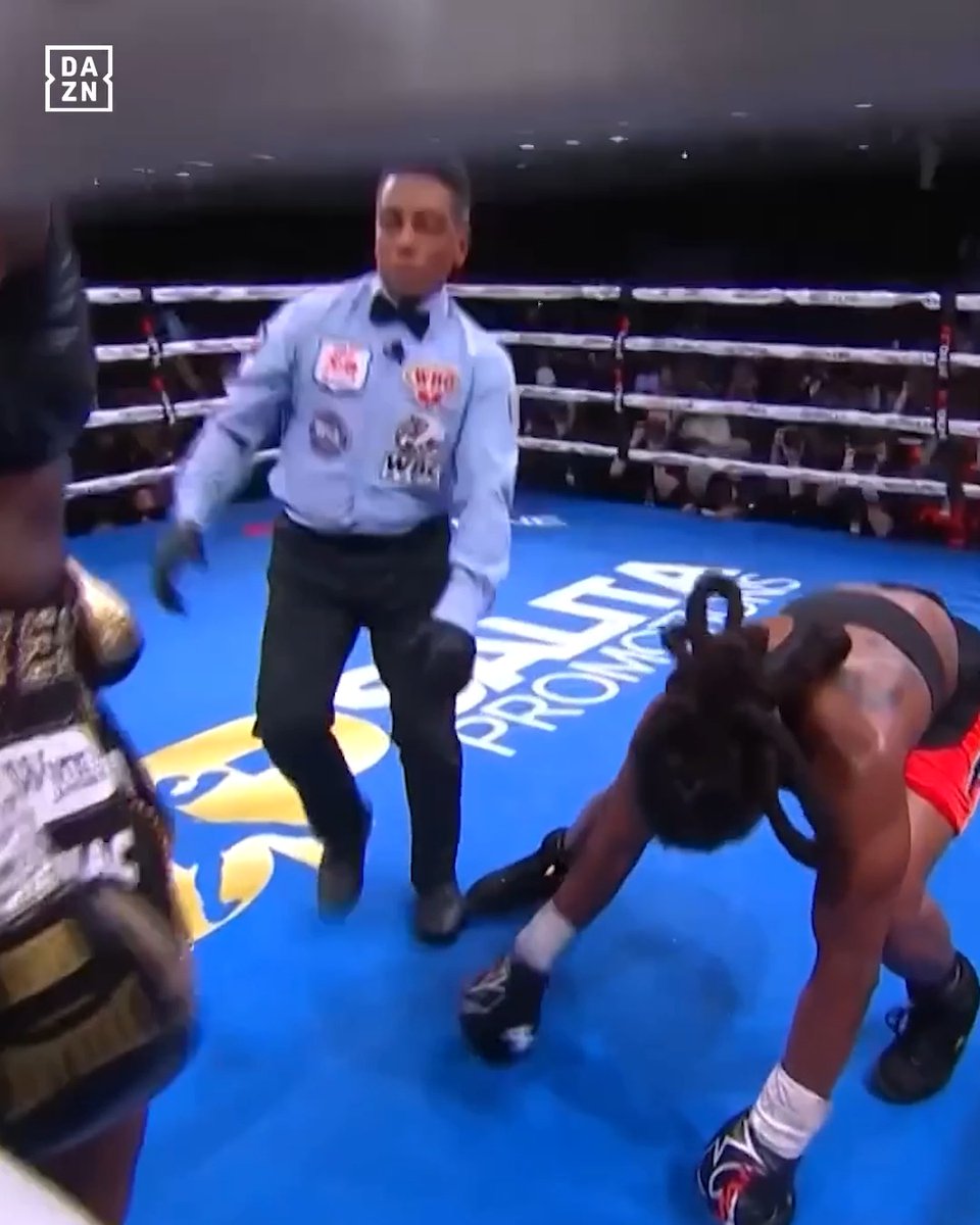 ⏪ The night Claressa Shields became an undisputed champion in a third weight division 🍿 Shields defends her undisputed heavyweight titles vs Lani Daniels tomorrow night on DAZN 📺