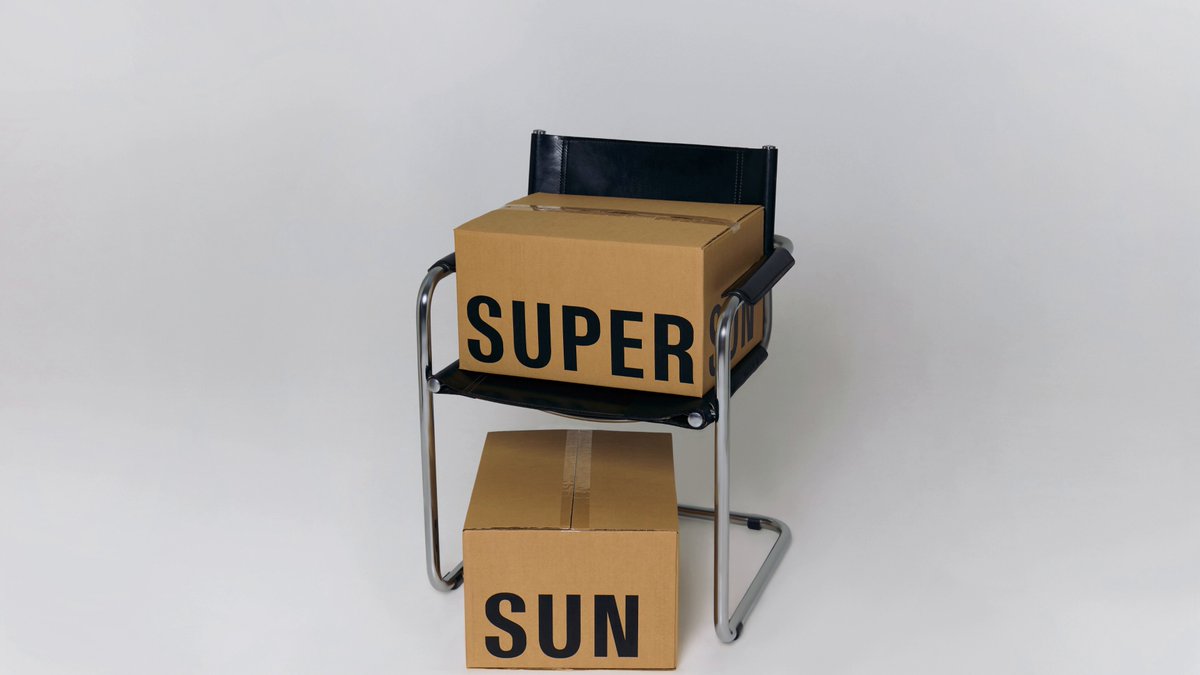 Hoodie or Sweater? The drop is HERE! ‘SUPER SUN BOX SET’ Available NOW at Both sets include special gifts inside! Limited pieces — don’t miss out. 📍Make sure to read ‘How to Order’ before placing your order to ensure a smooth process ⚠️ Shipping starts from 29 JUL 2025 #SuperSun #SSBOXSET