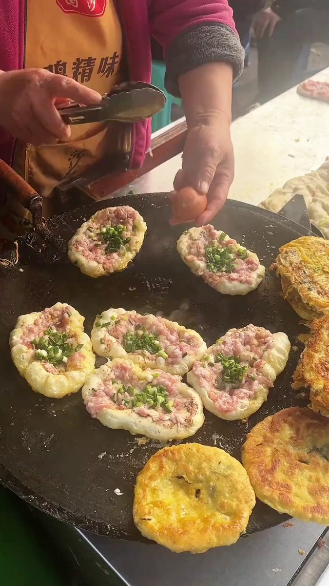 Check out this egg breakfast you can get for $0.8USD in China!