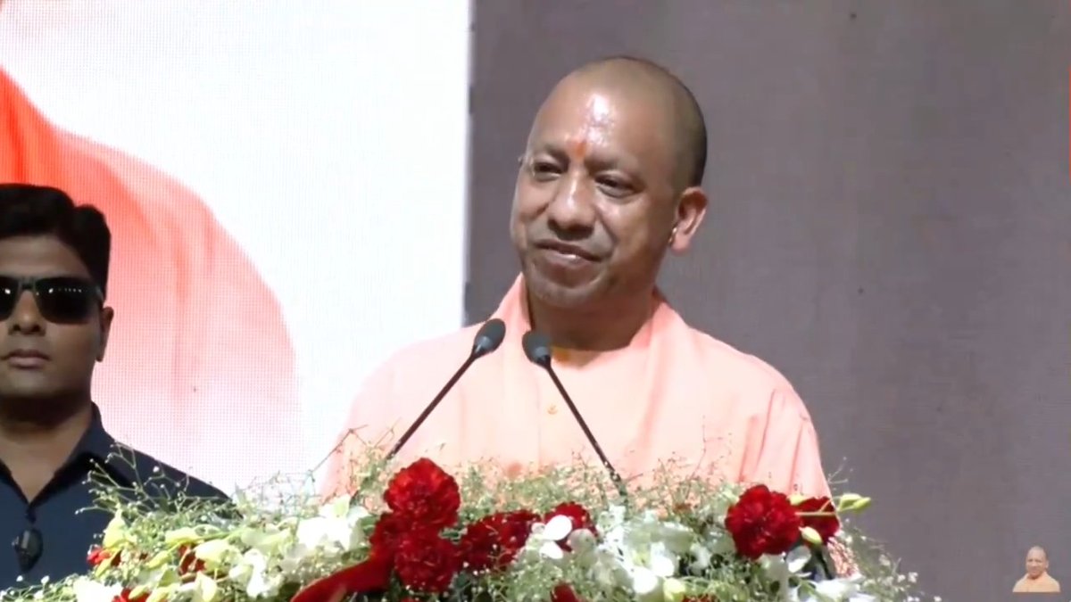 चंडीगढ़ यूनिवर्सिटी... जहां आधुनिकता और पुरातनता का बेहतर समन्वय है, जिसमें गति भी है, प्रगति भी है और भारत की समृद्धि के द्वार खोलने का एक नया जोश और जज्बा भी है...