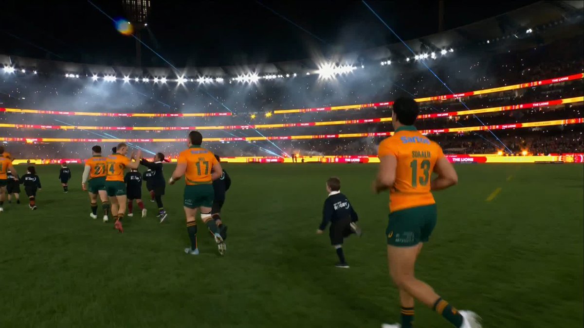 The Wallabies and British &amp; Irish Lions walk out to a roaring welcome from 100,000 fans at the MCG 🔥🔊