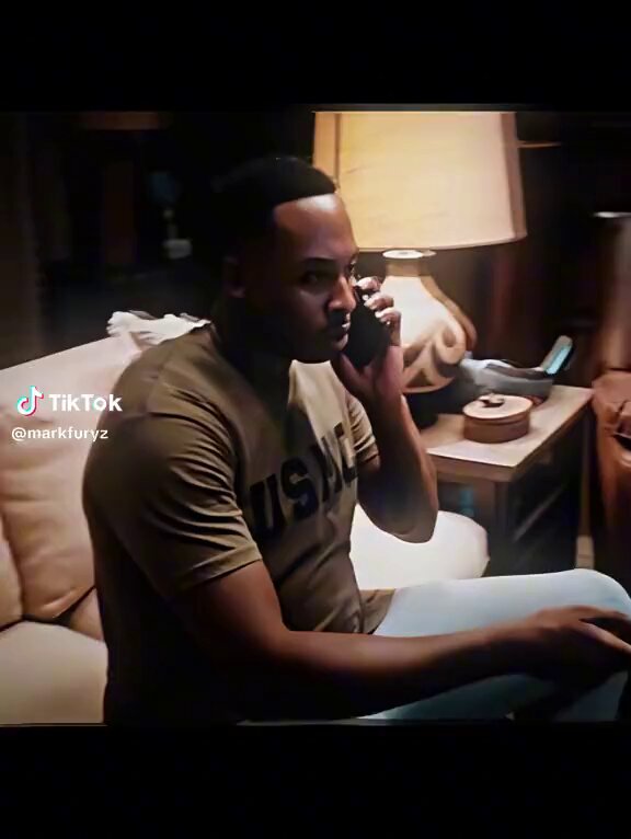 Nahhh Saluting before you go lay down 15 bodies is crazyyyy Reggie got that dog in him