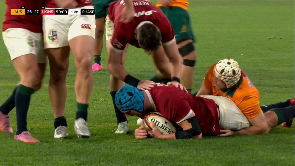It shouldn’t come as a surprise to anyone that Tadhg Beirne is also a world class finisher. Took three men on in a phonebox there and still dotted down.