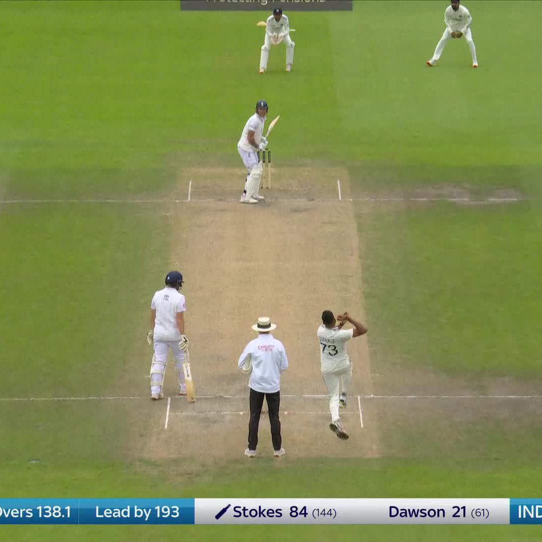 England 🏴󠁧󠁢󠁥󠁮󠁧󠁿 were 528/7 and then English Tail-enders added 141 runs with Dawson - 26, Brydon - 47 along with Ben Stokes brilliant 141👏🏻 ~ Sorry to say, but Indian 🇮🇳 tail-enders can't do this, as they are worst when their team needs some runs 🤐 #INDvsENG