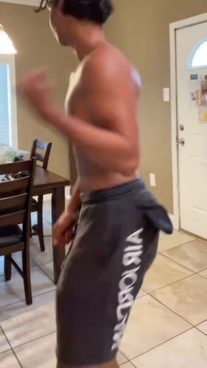 b7him sh jiggles