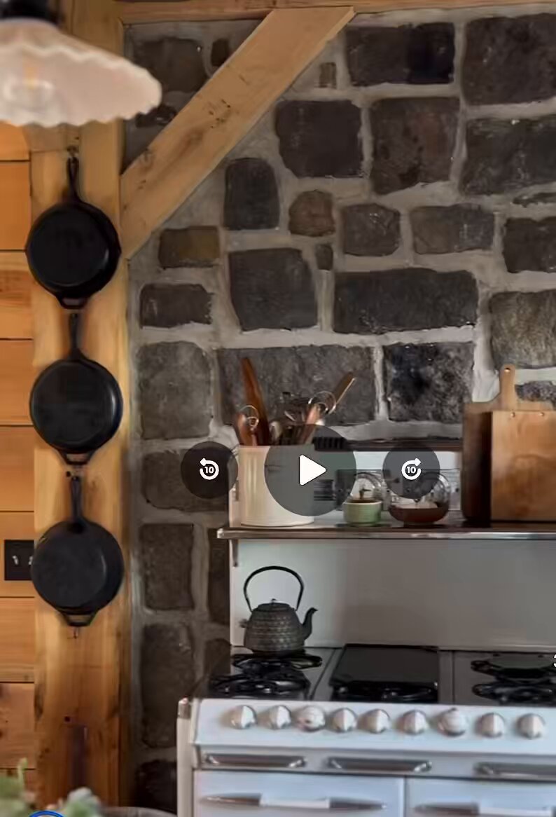 I would love one of these stoves in my house. They are genius. Today’s stoves are not made as good or last as long.