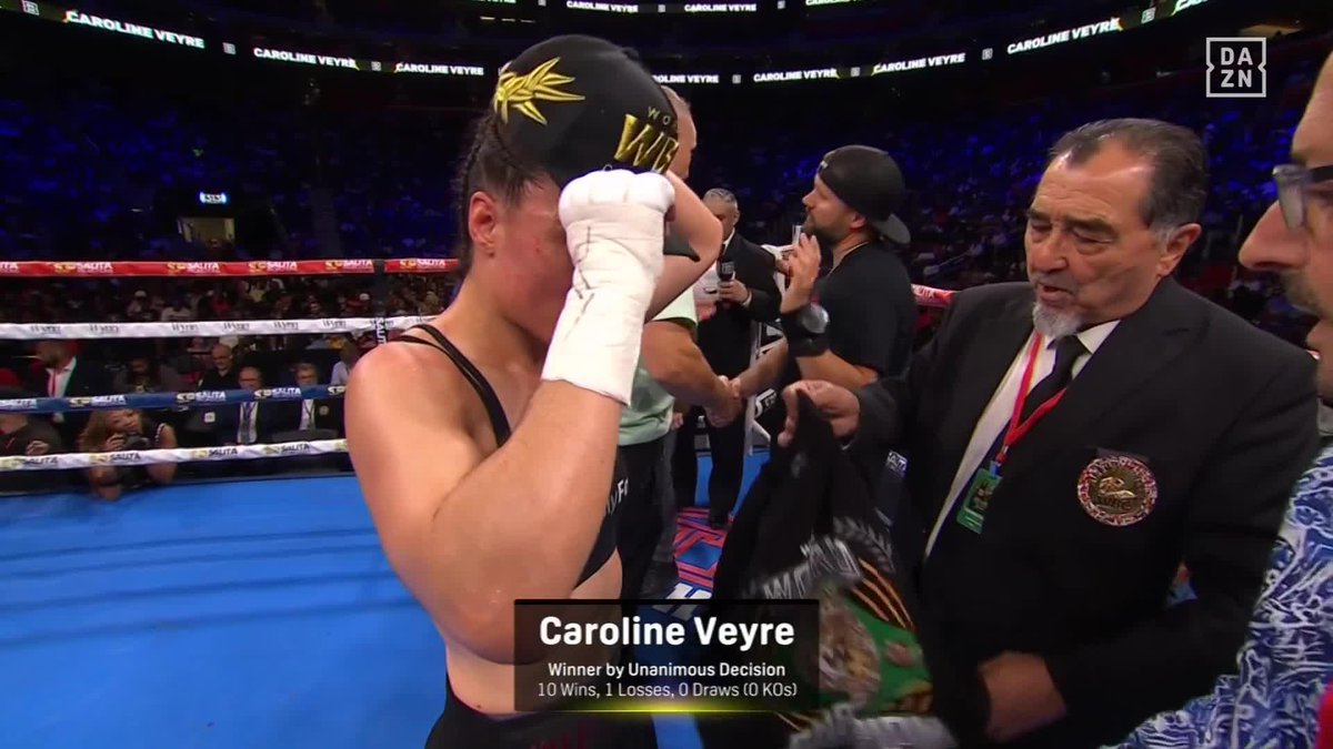 And NEW... Caroline Veyre takes the W via Unanimous decision 🥊 #ShieldsDaniels | Live NOW on DAZN