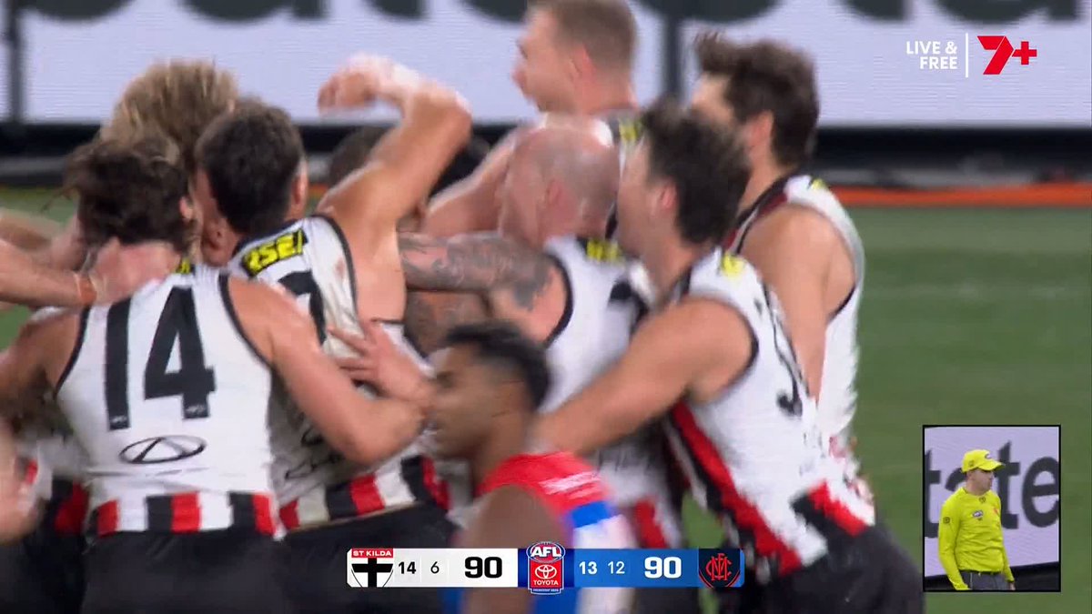 THE GREATEST THREE-QUARTER TIME COMEBACK IN AFL HISTORY IS COMPLETE ‼️ #AFLSaintsDees
