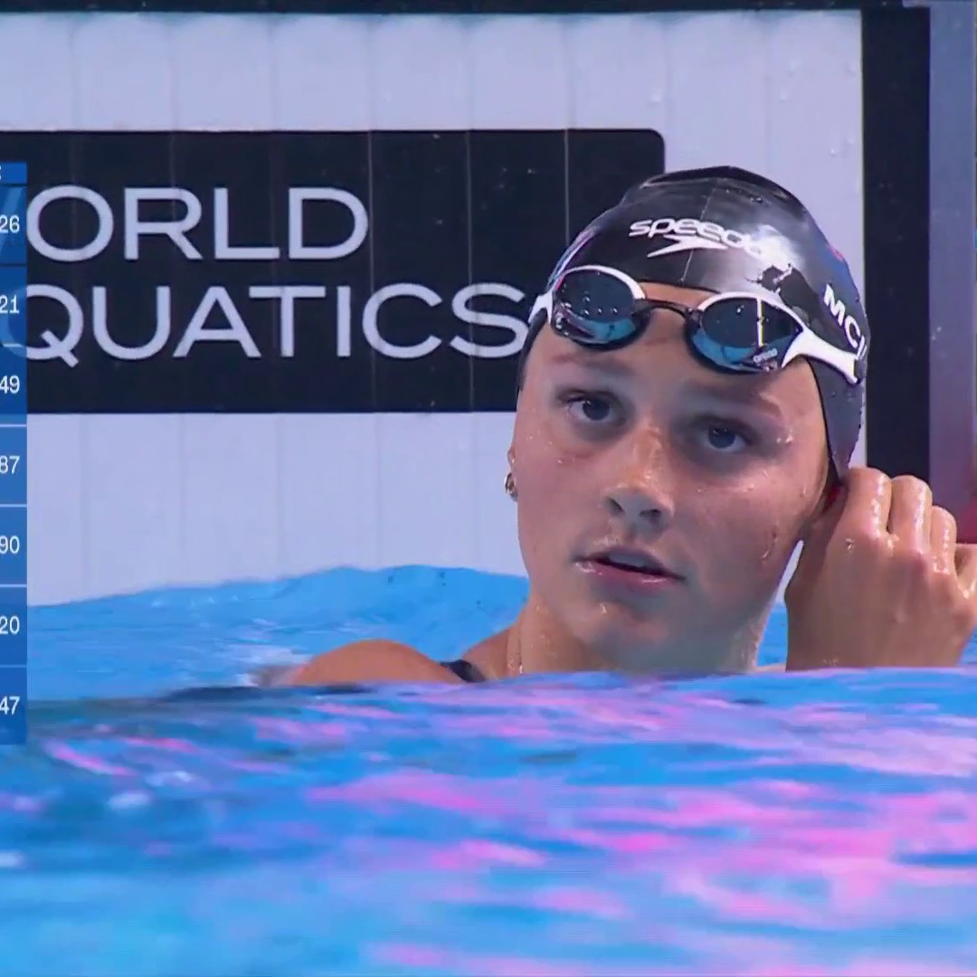 400m free Olympic silver medalist Summer McIntosh wins the world title with a strong performance as Katie Ledecky wins bronze. 📺 Peacock | #AQUASingapore25