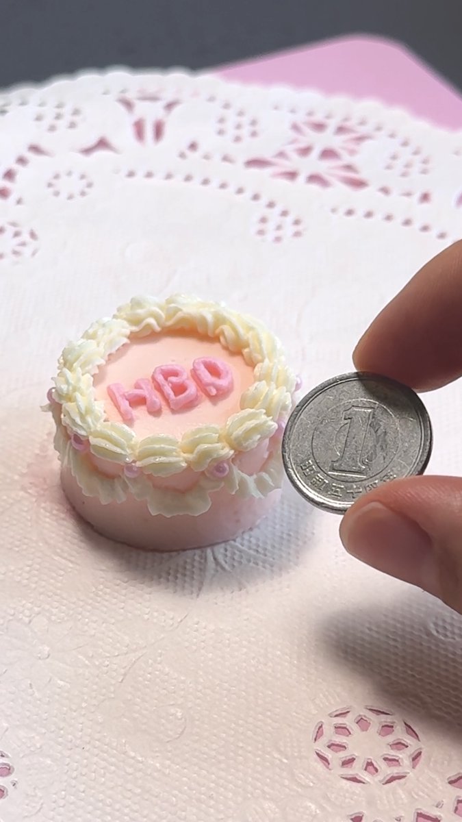 ダイエット中の友達にこのケーキ渡したらめちゃくちゃ喜んでくれた。