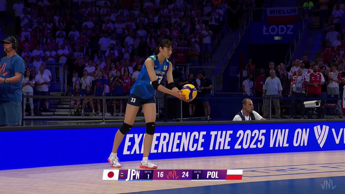 #VNLFinals: ONE SET AWAY FROM BRONZE 🥉🇵🇱 Korneluk and Poland 🇵🇱 have the momentum 🔥 — can they close it out in 4 👀? #VNL2025 #Volleyball #BePartOfTheGame