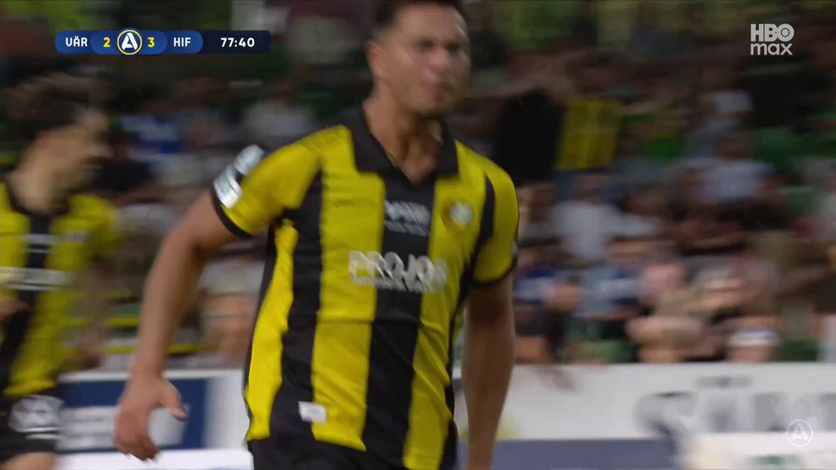 Hammarby har vänt i Värnamo! Jusef Erabi dyker upp vid bortre och trycker in 3-2-målet! ⚪🟢 📲 Se matchen på HBO Max