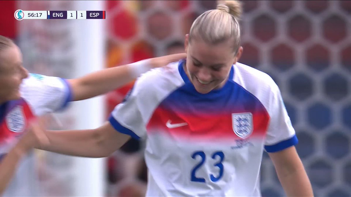 THE LIONESSES ARE LEVEL! Alessia Russo with an EXCELLENT header to equalise in the final 😮‍💨