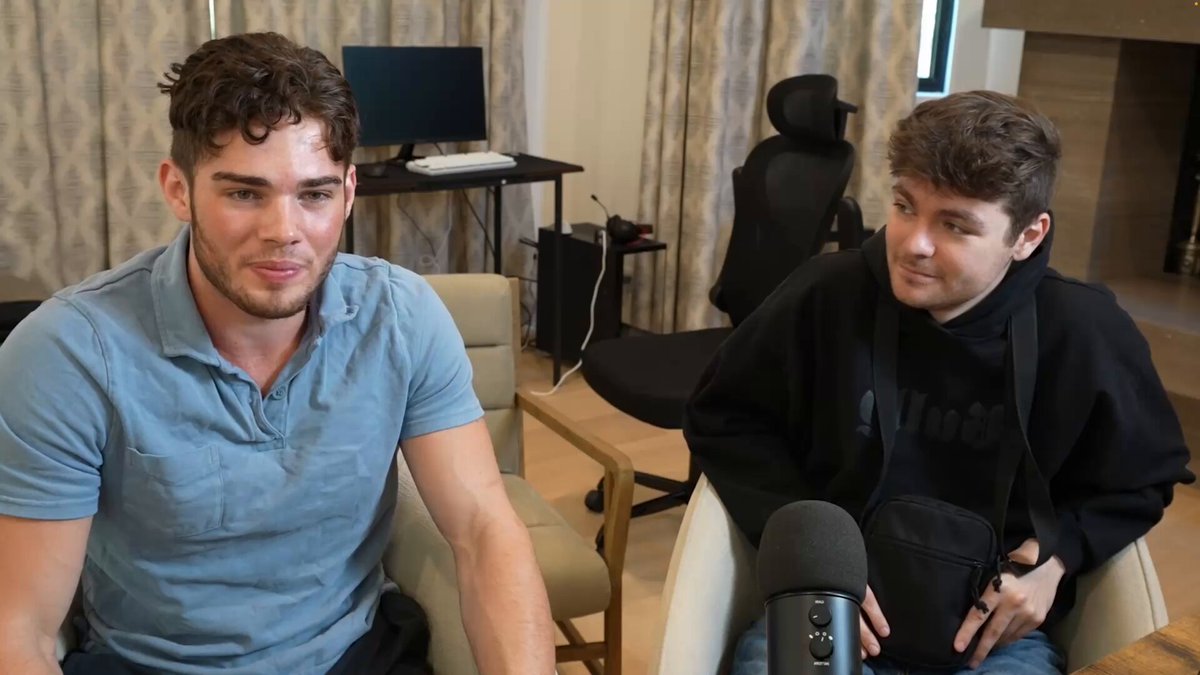 Clavicular gives Nick Fuentes a HARSH looksmaxxing analysis “I would need to get taller. I would need the leg lengthening surgery.”