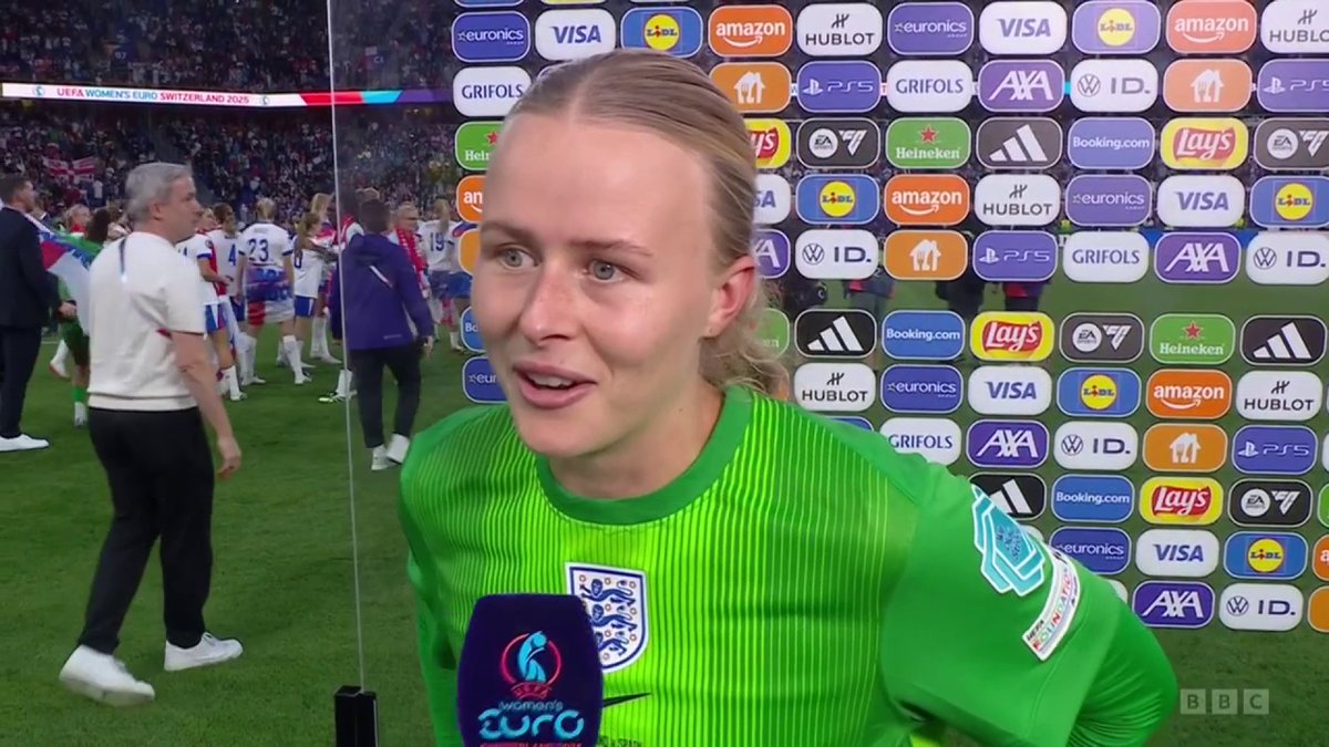 Hannah Hampton completely lost count of the penalties! #WEuro2025 #BBCFootball