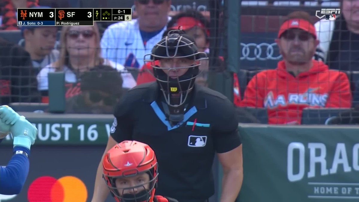 JUAN SOTO HOMERS TO GIVE THE METS THE LEAD! (via @ESPN)