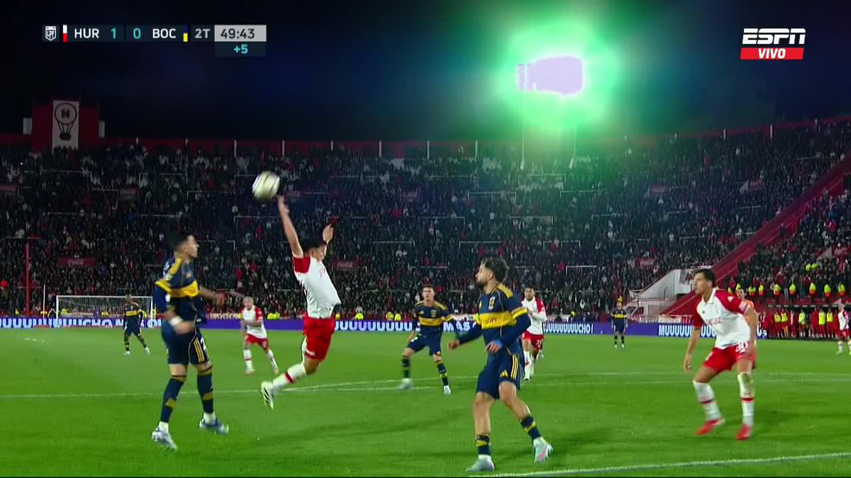 Mirá el penal que no nos dan... qué mafia es éste fútbol donde los árbitros están sometidos al poder mediático y económico avícola Macro, Torneos, etc