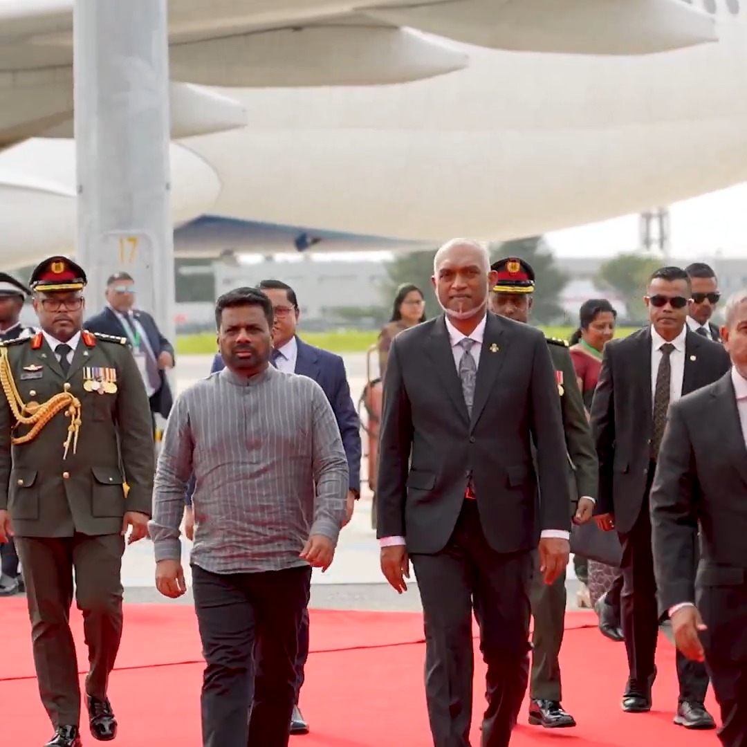 ސްރީލަންކާގެ ރައީސް އަނޫރާ ކުމާރާ ޑިސަނާޔަކެ ފުރަމާނަ ދަތުރުފުޅެއްގައި ރާއްޖެ ވަޑައިގެންނެވުން #MaldivesSriLanka