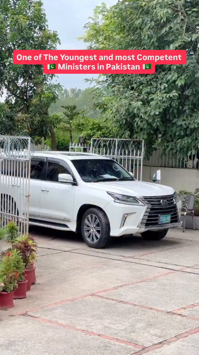 کرائے کے مکان میں رہنے والا عطا تارڑ LEXUS میں گھومتا ہے ۔۔