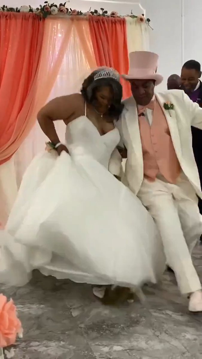 And they fell in love 🤣🤣🤣