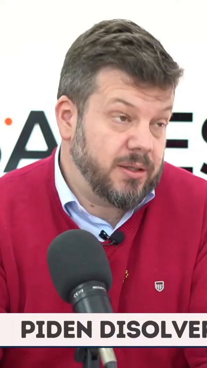 Completamente basado, Johannes Kaiser le dio clases de periodismo a un periodista progresista. 🫢