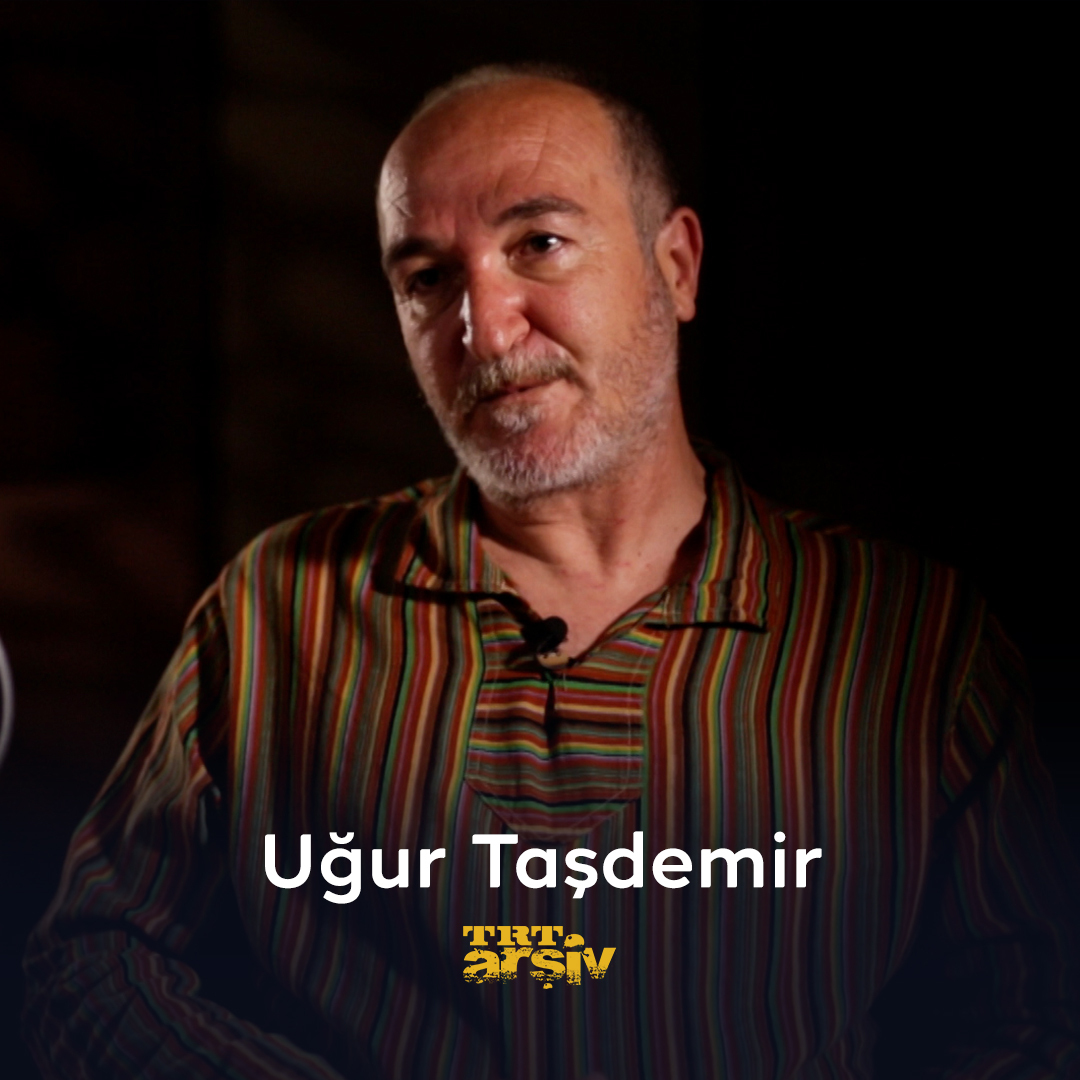 Nicolas Cage dendiğinde aklımıza gelen ses... Geçtiğimiz yıl aramızdan ayrılan, dublaj sanatının duayen ismi, oyuncu #UğurTaşdemir'i vefat yıl dönümünde saygıyla anıyoruz. 🎙