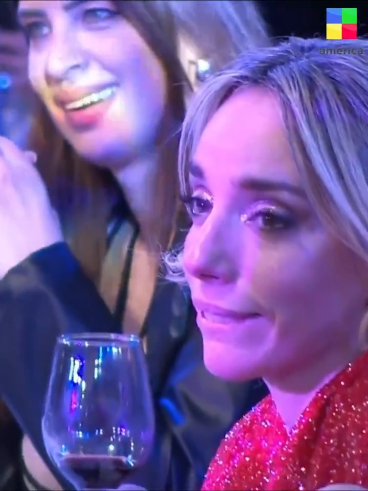 "Tamara Pettinato": Por este momento durante el discurso de Cristina Pérez en los #MartinFierroRadio