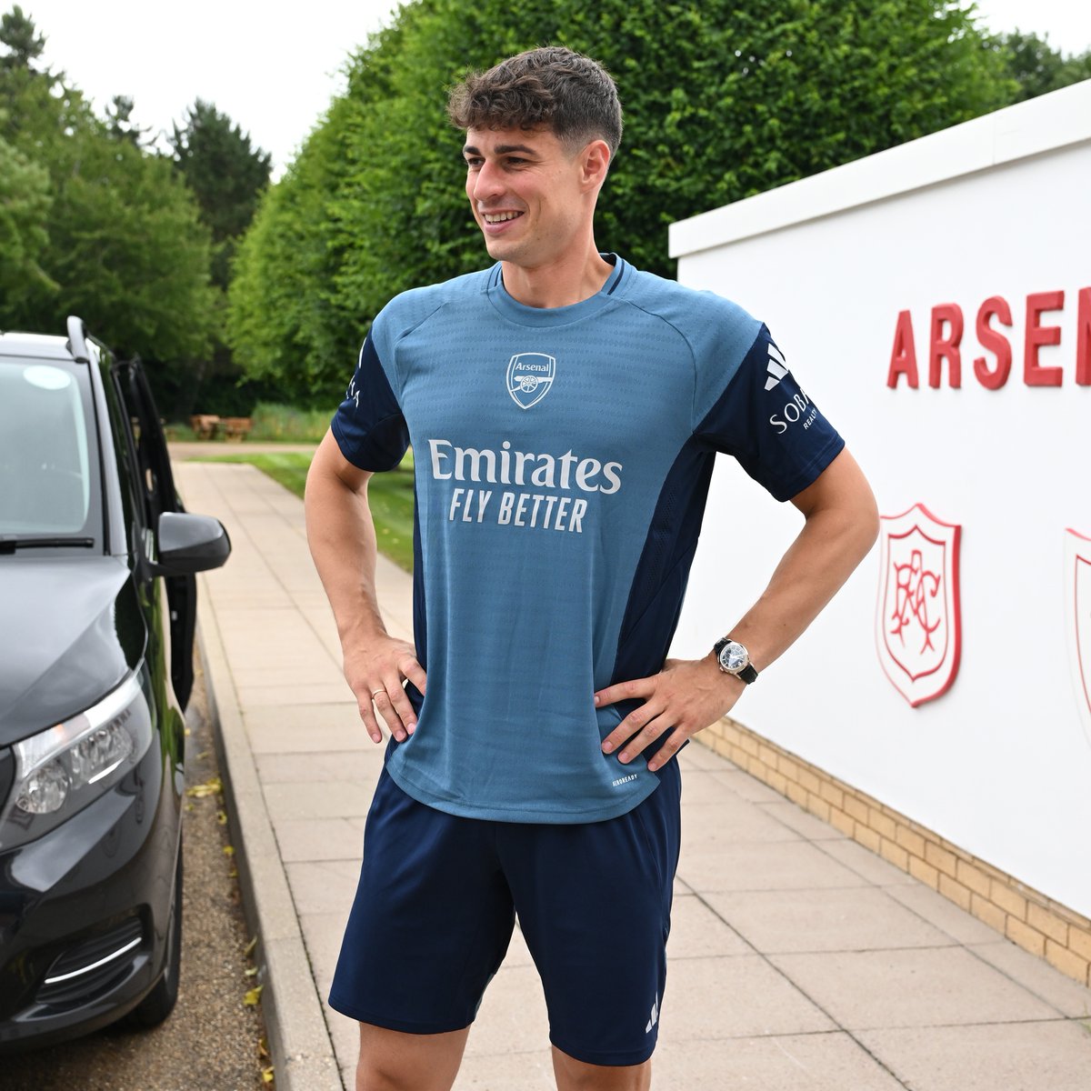 Kepa Arrizabalaga knows his Arsenal history 🇪🇸