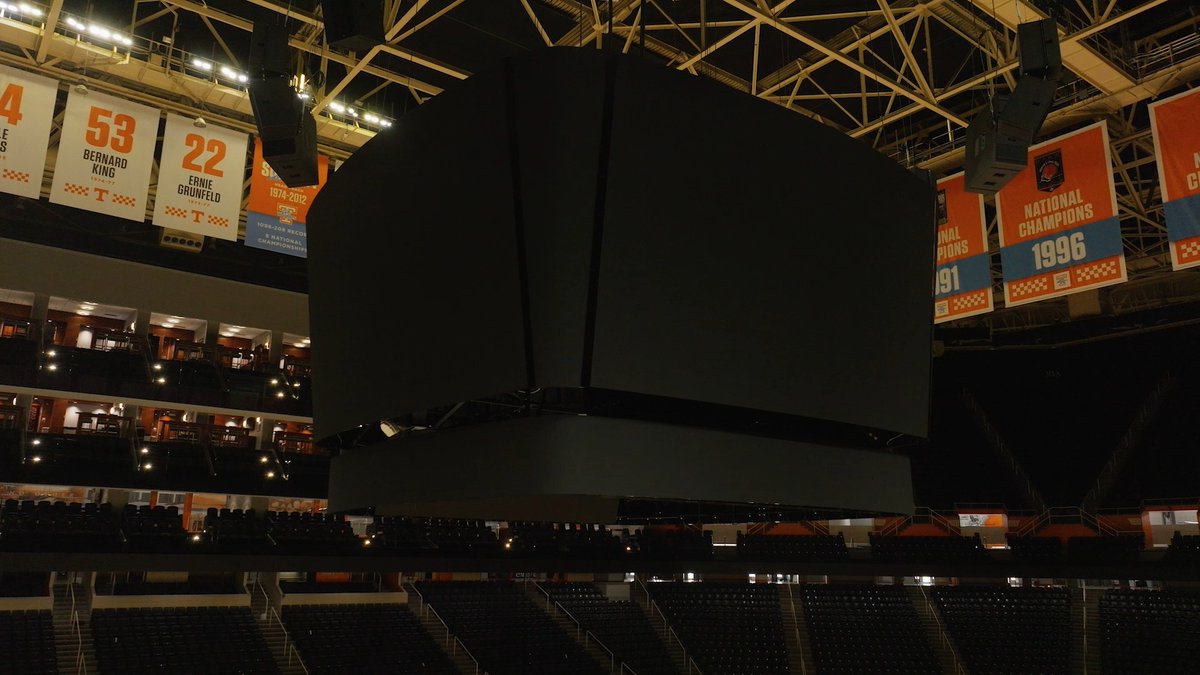 A new view at Food City Center 🤩 An 11-display centerhung system now graces the country's third-largest on-campus arena, impressively upgrading and elevating the Tennessee fan experience. Details »