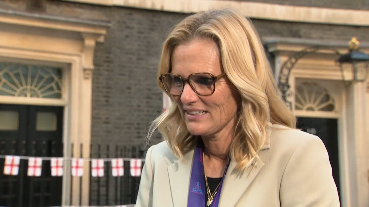 "For me it feels very surreal" Sarina Wiegman on the Lionesses' visit to 10 Downing Street 💪
