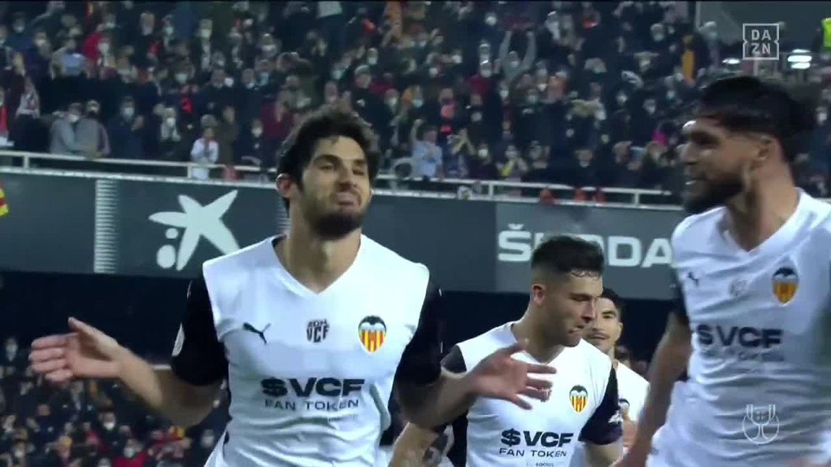De Guedes siempre me acuerdo de este golazo 😉 ... #RealSociedad