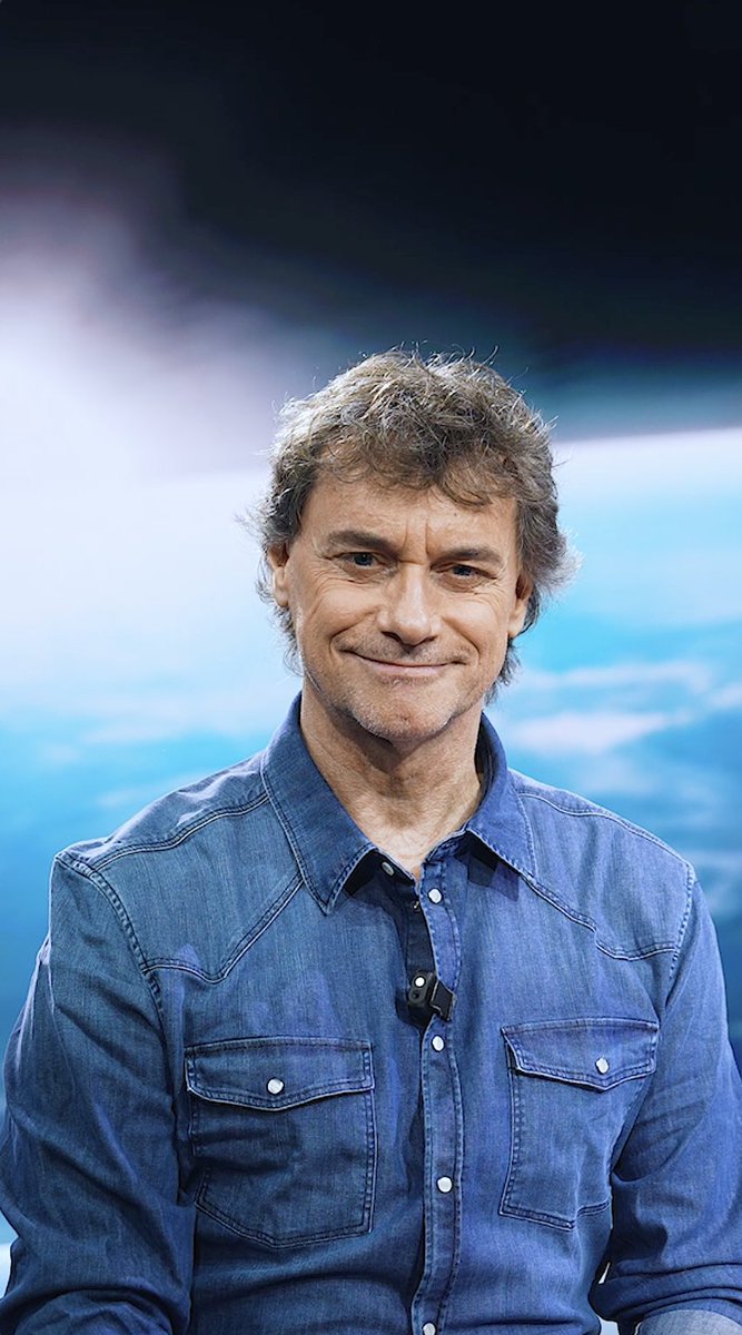 Siamo stati felici di entrare nelle vostre case. Con curiosità, con passione, con il desiderio di rendere la scienza un nutrimento per affrontare il mondo. Grazie per averci seguito. A presto, da tutta la squadra di #Noos ❤️ Alberto Angela