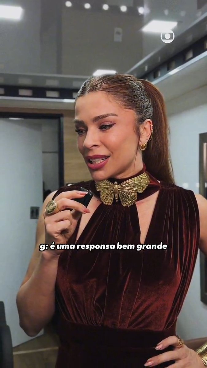 Eu tava de olho em vocês vendo as gravações de #TrêsGraças por aí, tá? Fui acompanhar mais um dia das externas da novela em São Paulo e conversei com a Grazi Massafera e com o Pedro Novaes. Todo mundo preparado? A sua próxima novela das 9, estreia em outubro 🌟