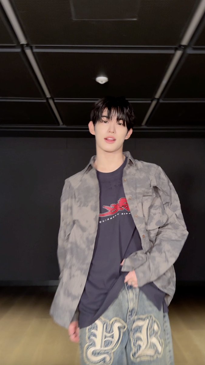 Get your number 📞 #민제 #Minje #KickFlip #킥플립 #Kick_Off
