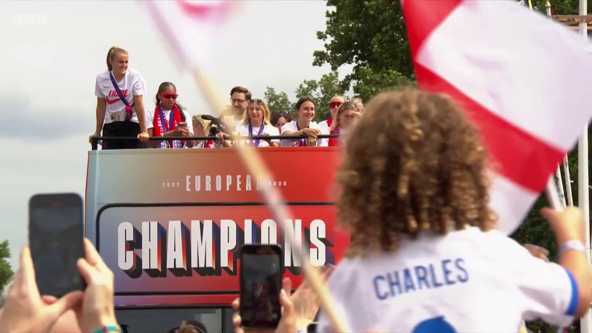 The music... The Lionesses... The Euro 2025 trophy... A perfect day in London. ❤️ #BBCFootball #WEuro2025