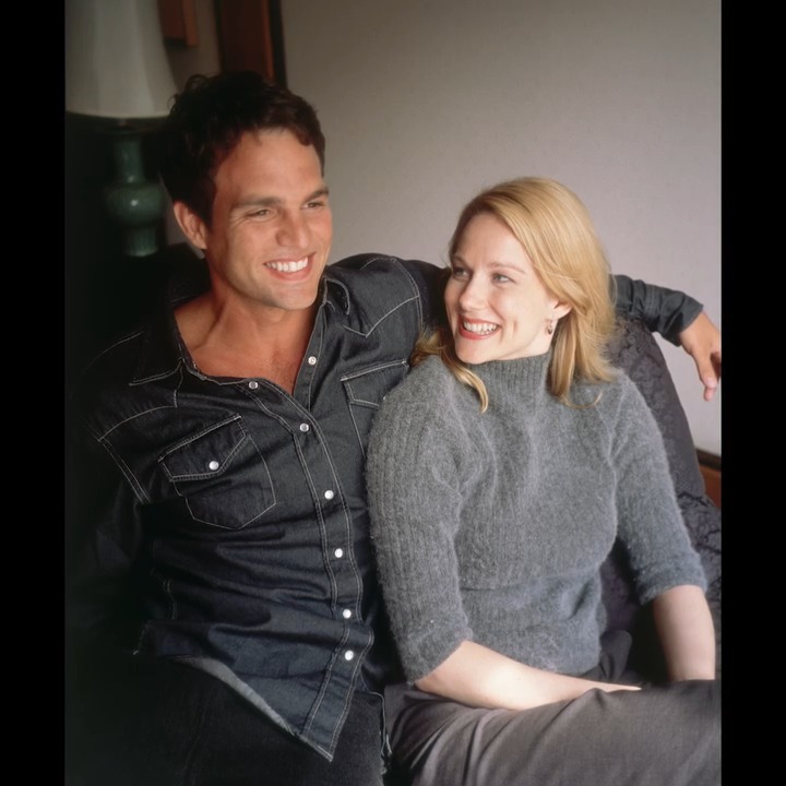 Laura Linney and Mark Ruffalo's Instant Connection 💚 In a new interview for our release of YOU CAN COUNT ON ME (2000), the actors talk about the platonic love they immediately felt for each other when cast as siblings in Kenneth Lonergan's film.