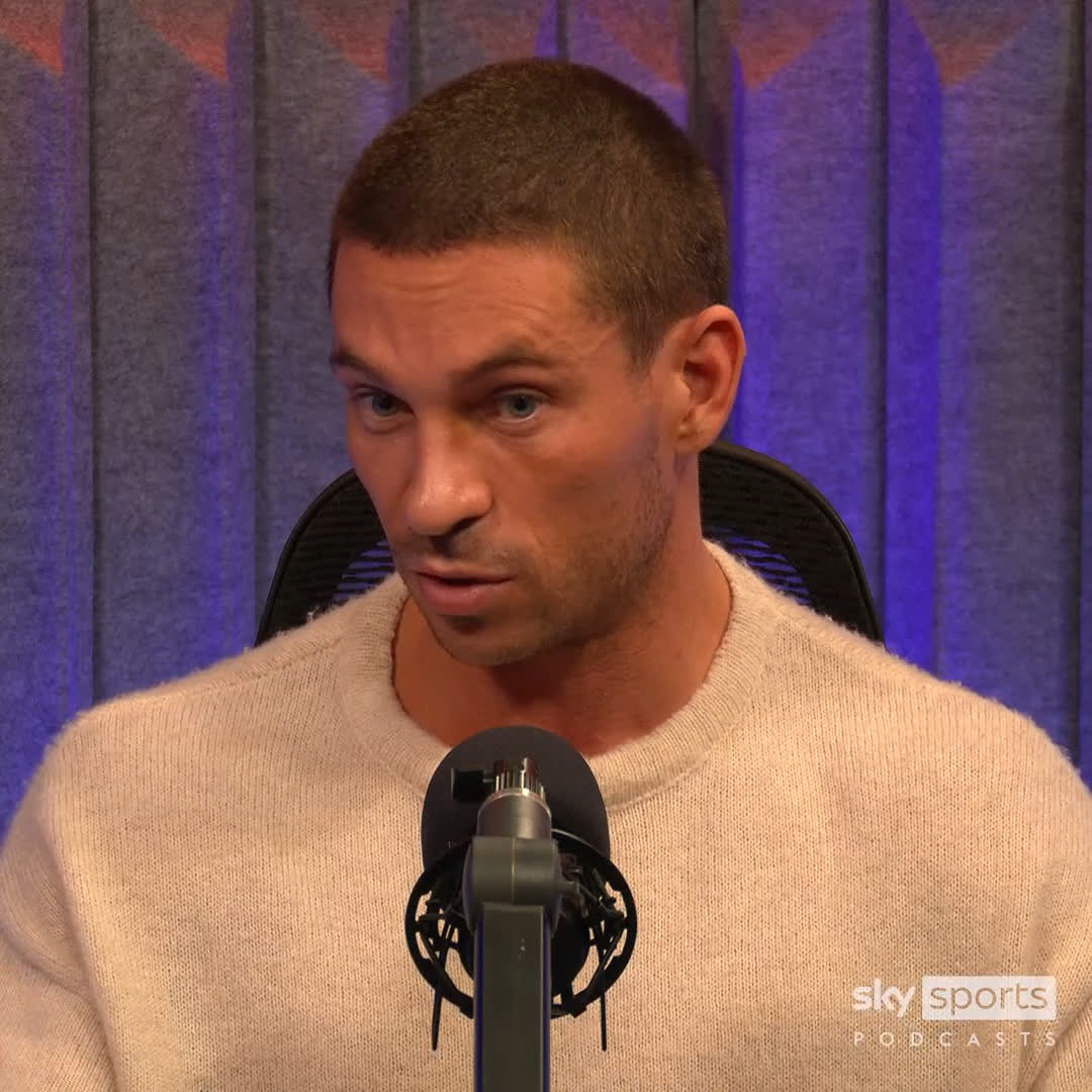 "I've got to prove myself, I've got to show I'm serious" 🥊 Joey Essex on working with his uncle, renowned trainer Tony Sims, ahead of his first boxing fight 🔥