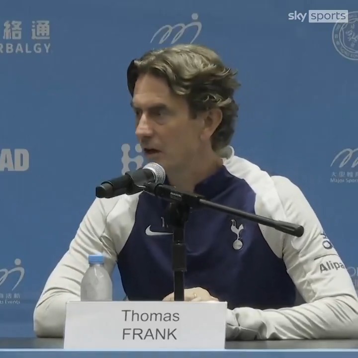 🗣️ "Arsenal are one of the best teams in the world" Spurs boss Thomas Frank praises north London rivals Arsenal ahead of their pre-season match on Thursday 🤔