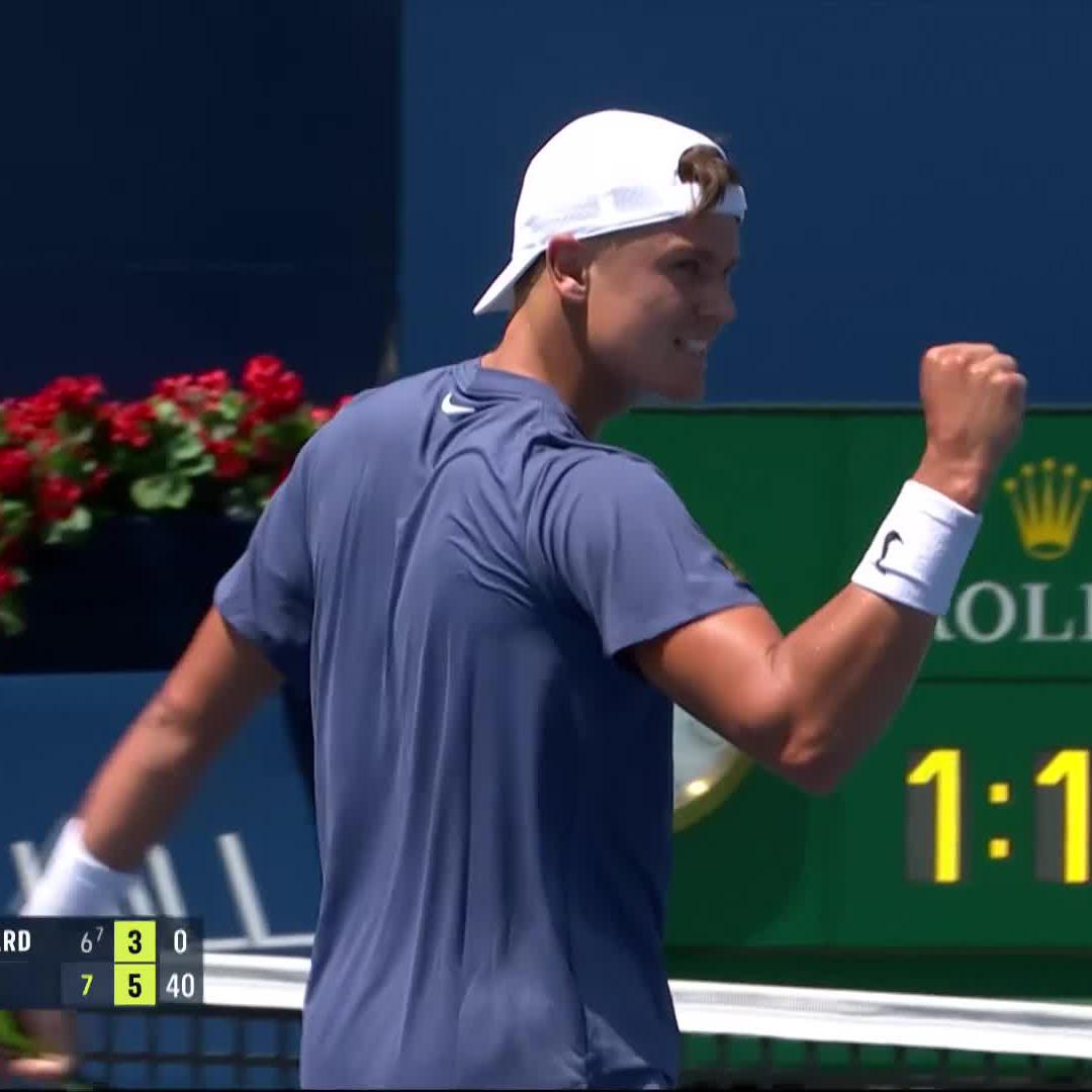 Moving on 🔜 Holger Rune gets his first Hard court win since Indian Wells as he defeats the big serving Perricard 7-6 6-3 💪 #NBO205