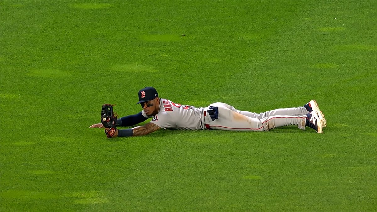 PLATINUM. GLOVE. DEFENDER.