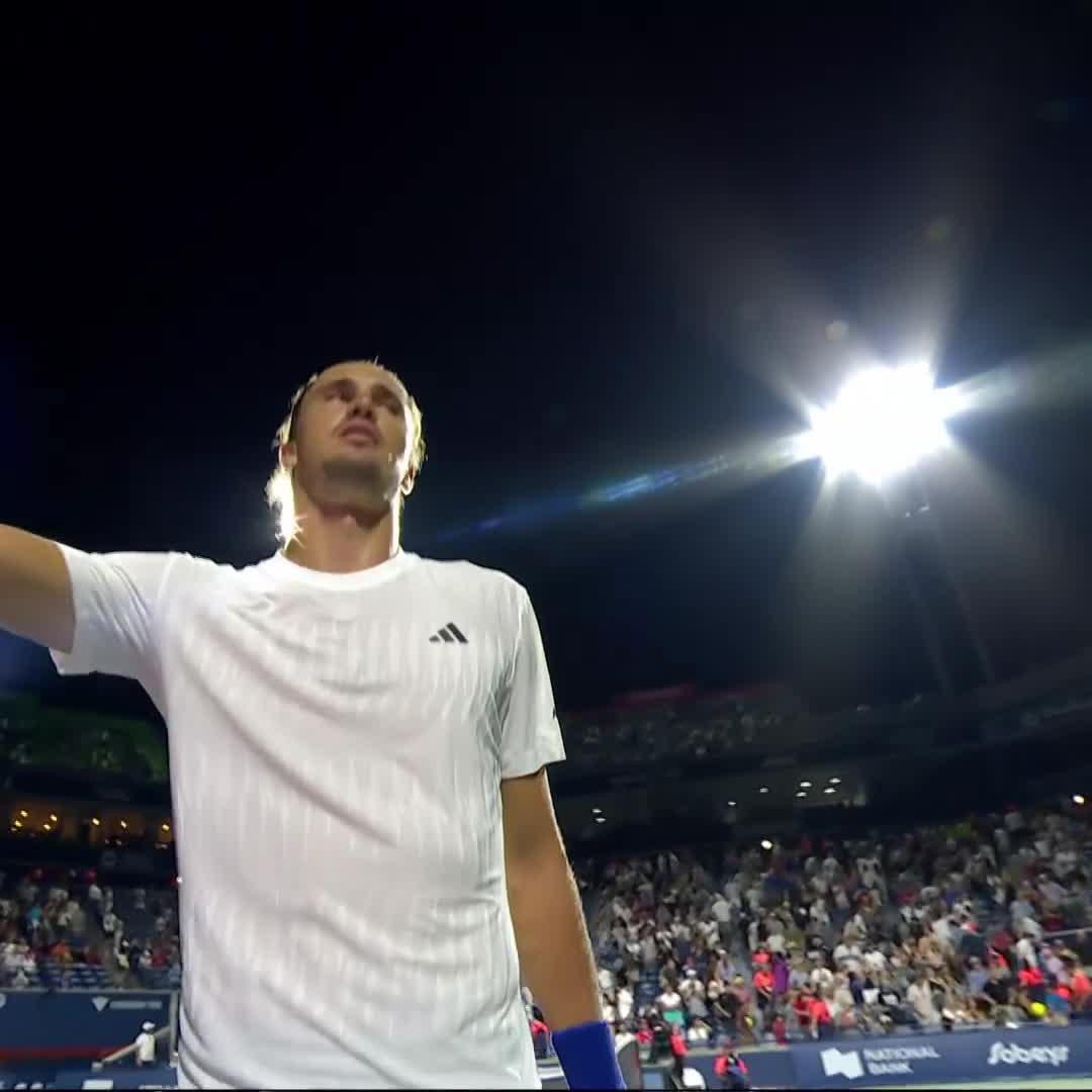 Not how it deserved to end 🤯 @Alexzverev is through to the third round as he beats Adam Walton 7-6 6-4 in Toronoto 🔥 #NBO25