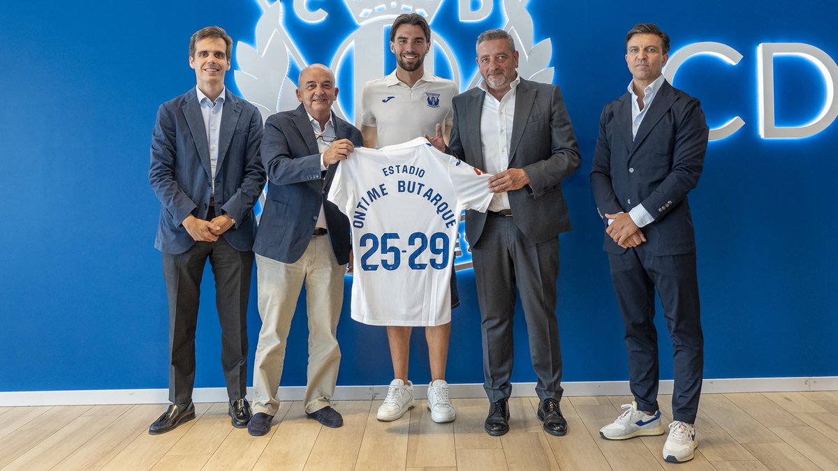 ๐๏ธโ
El C.D. Leganรฉs acuerda la cesiรณn del 'naming right' del estadio, que pasa a denominarse ๐๐๐๐ฎ๐ฑ๐ถ๐ผ ๐ข๐ป๐๐ถ๐บ๐ฒ ๐๐๐๐ฎ๐ฟ๐พ๐๐ฒ. โก๏ธ