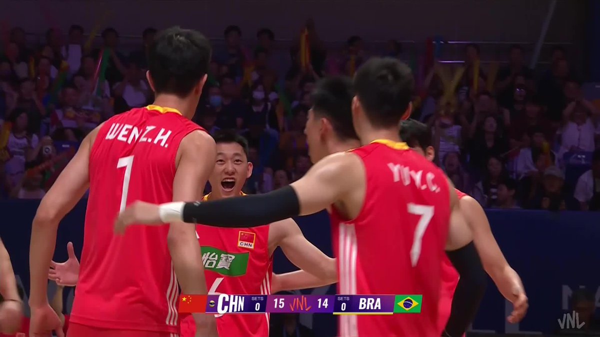 #VNLFinals: China ๐จ๐ณ in control early in Set 1! Strong start against Brazil ๐ง๐ท in this quarterfinal showdown ๐ฅ ๐บ Watch it LIVE on VBTV: ๐ #VNL2025 #BePartOfTheGame #Volleyball