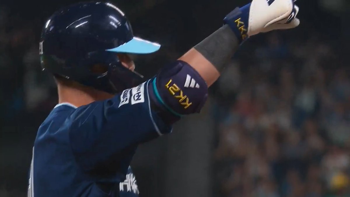 これが首位攻防戦の戦い!🔥 一打逆転のチャンスを活かす!💪 北海道日本ハム 清宮幸太郎 選手のタイムリー3ベースヒットで逆転に成功!🙌 👇ライブ配信はこちら