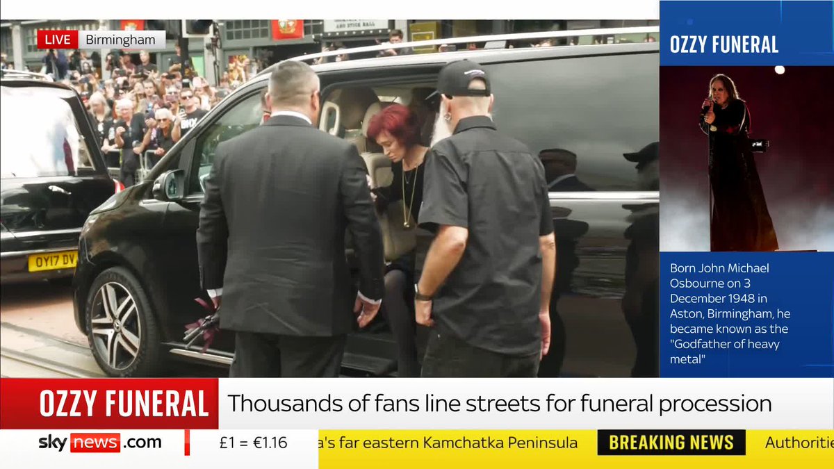 Ozzy Osbourne's wife Sharon Osbourne and their children lay flowers down as the funeral procession of the Black Sabbath front man is underway in Birmingham City Centre. 📺 Sky 501, Virgin 602, Freeview 233 and YouTube