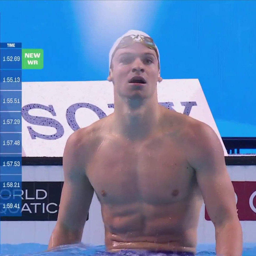 LEON MARCHAND JUST OBLITERATED THE 200M IM WORLD RECORD! 😱 #AQUASingapore25 📺 Peacock