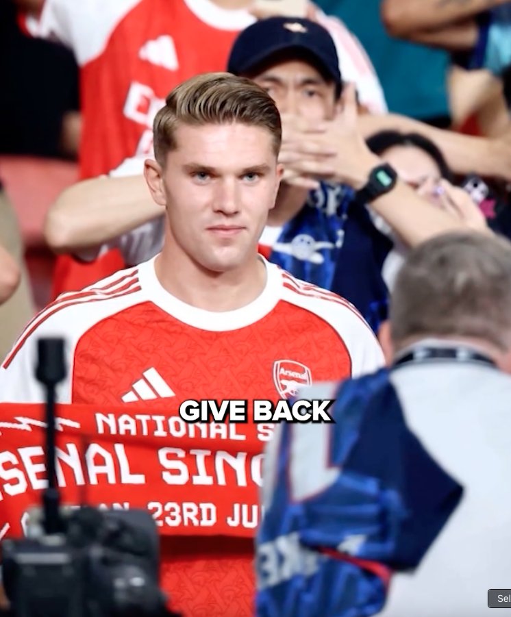 Viktor Gyökeres on his long journey that's taken him to Arsenal 🛬 (via CNN Sports)