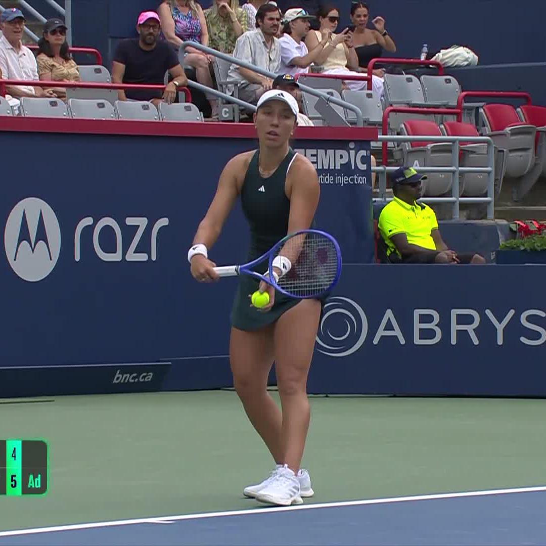 The title defense begins 🙌 Jessie Pegula defeats Sakkari 7-5, 6-4 to begin her journey in Montreal. #OBN25